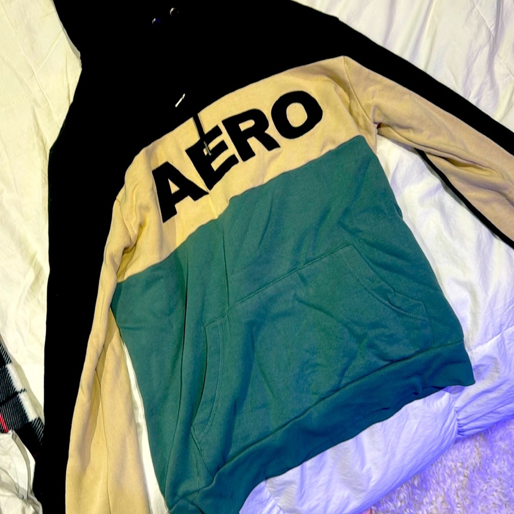 Brand new aero hoodie never wear
